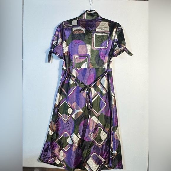 Koan Elegant Purple Geometric Italian Dress 6 - Picture 8 of 11